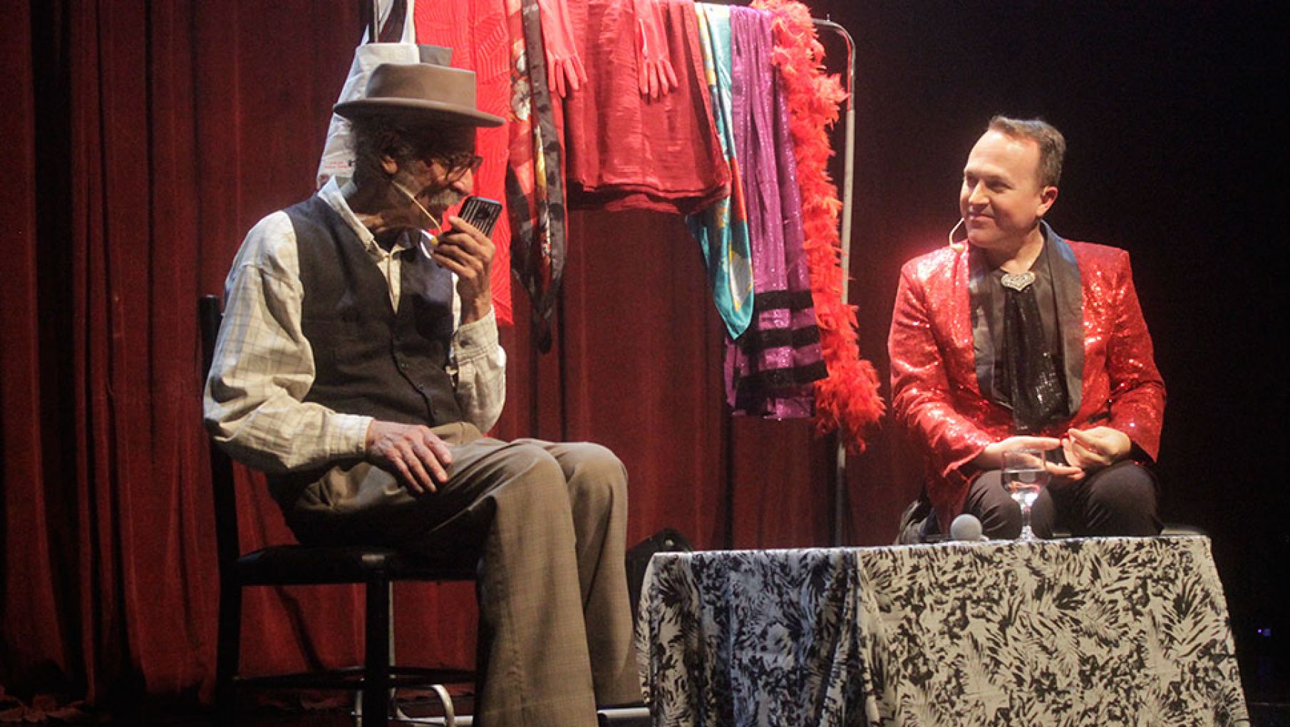 Ernesto Suárez y Adrián Sorrentino presentan una nueva función de "Jacinto y yo"